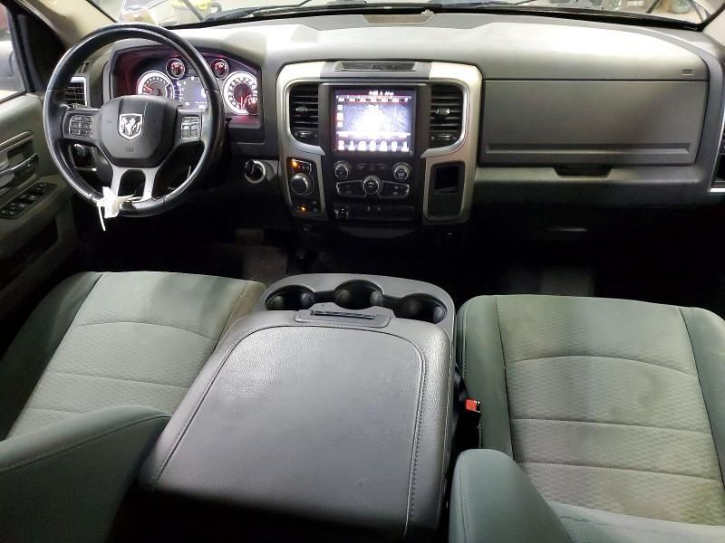 2016 Dodge Ram 1500 slt