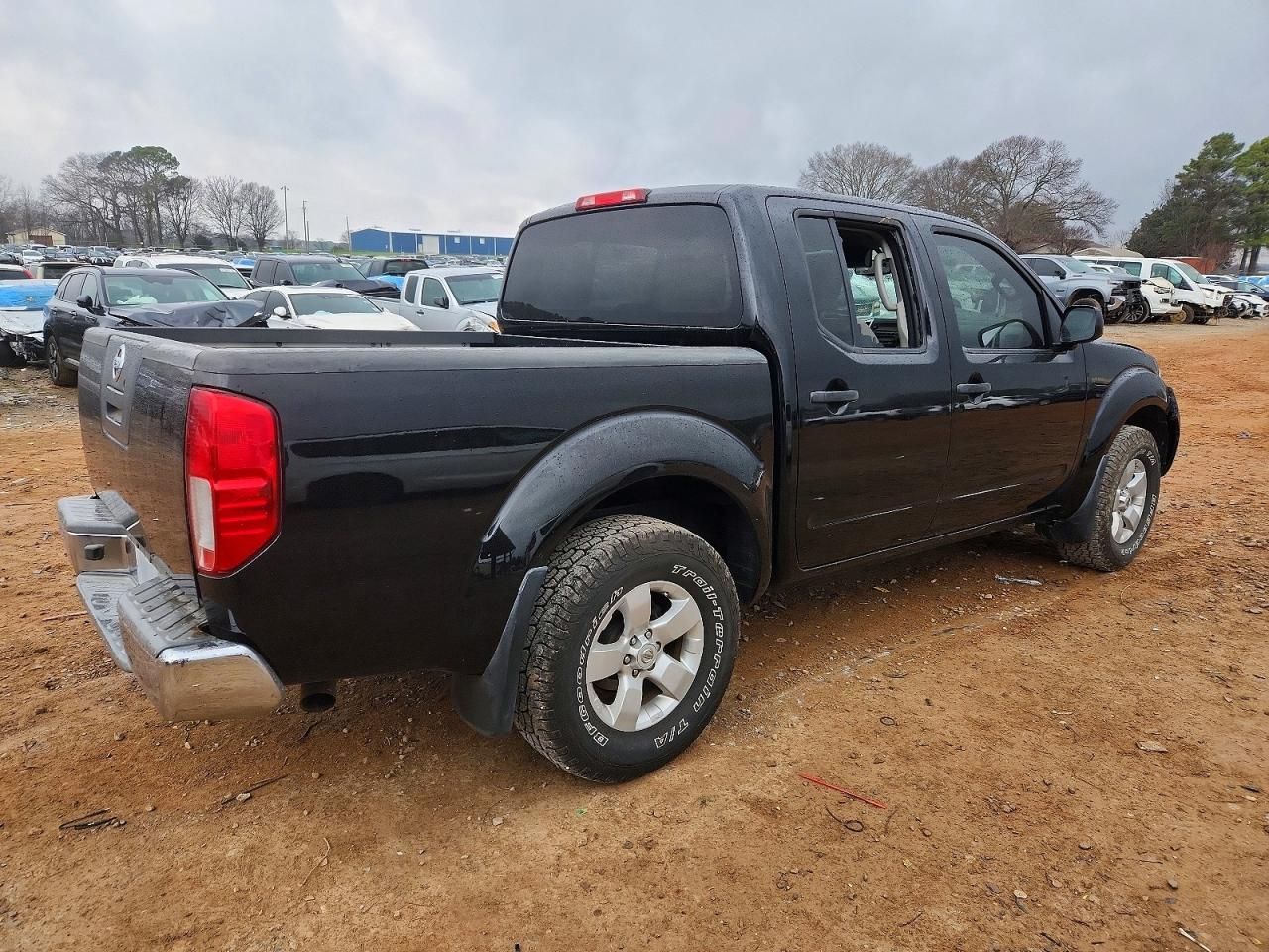 2012 Nissan Frontier s