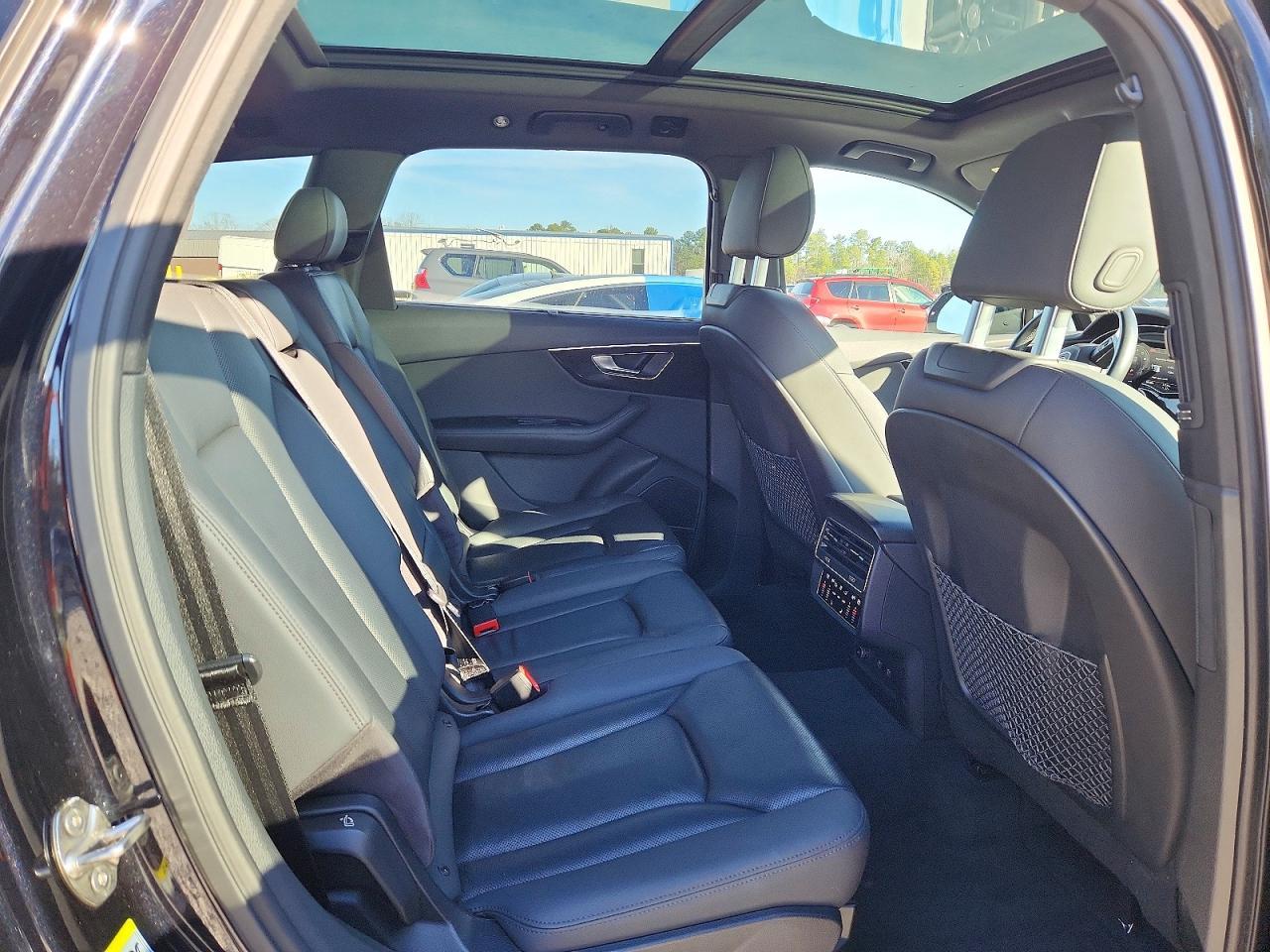 2021 Audi Q7 Premium Plus