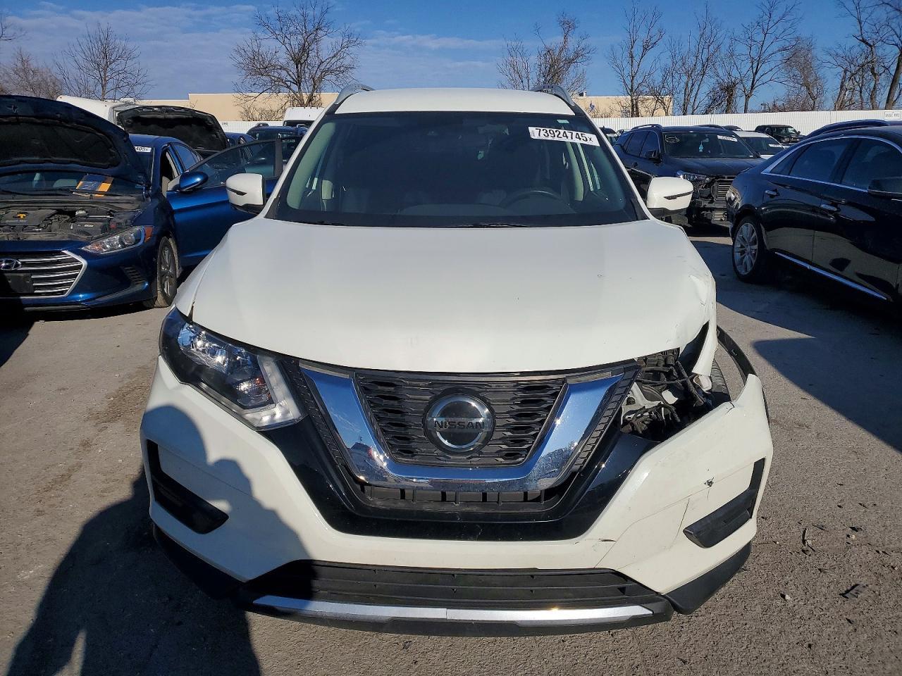 2020 Nissan Rogue s