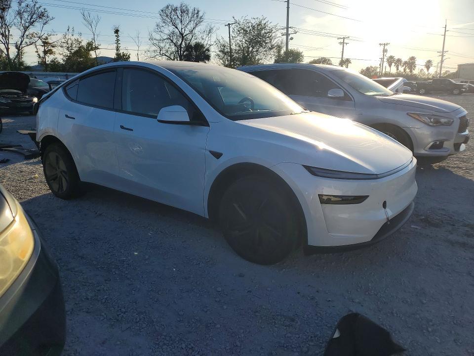 2026 Tesla Model y