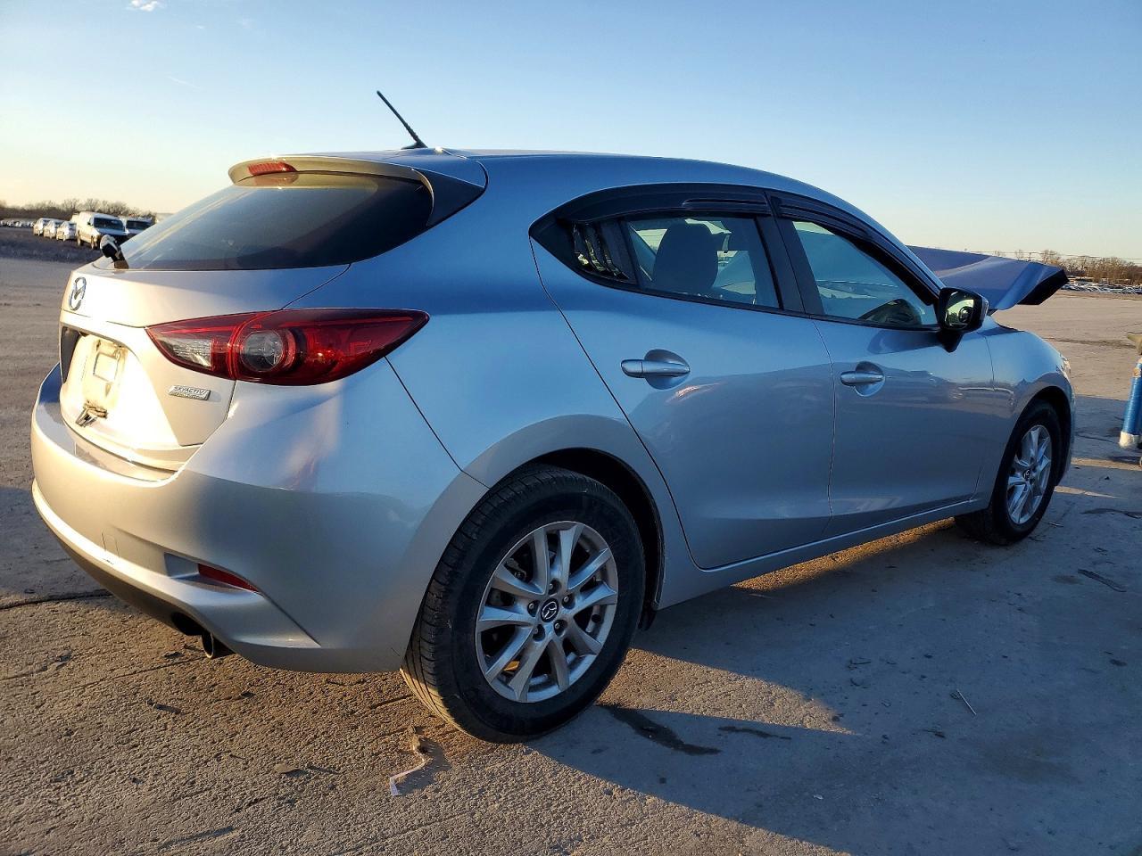 2018 Mazda 3 Sport