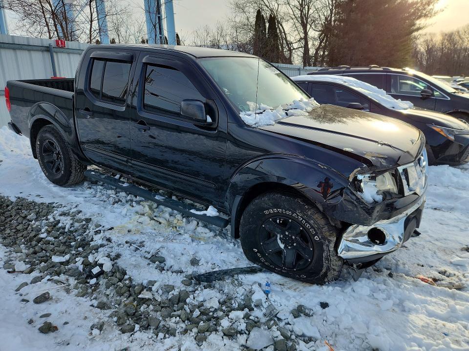 2010 Nissan Frontier Crew cab se