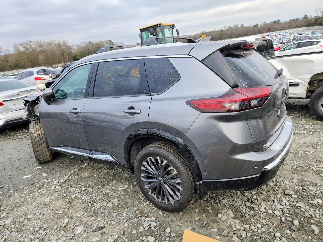 2025 Nissan Rogue Platinum
