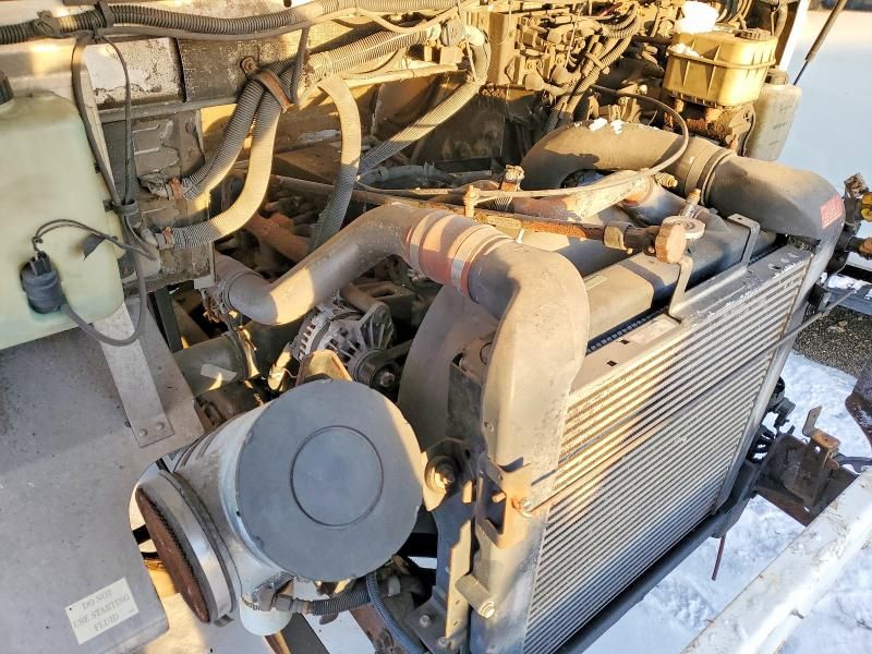 2001 Freightliner Mt45g Delivery Truck