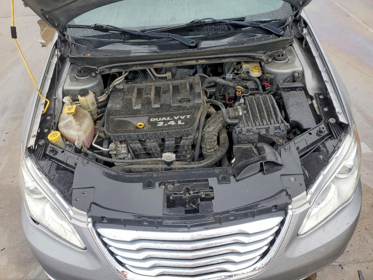 2014 Chrysler 200 Touring