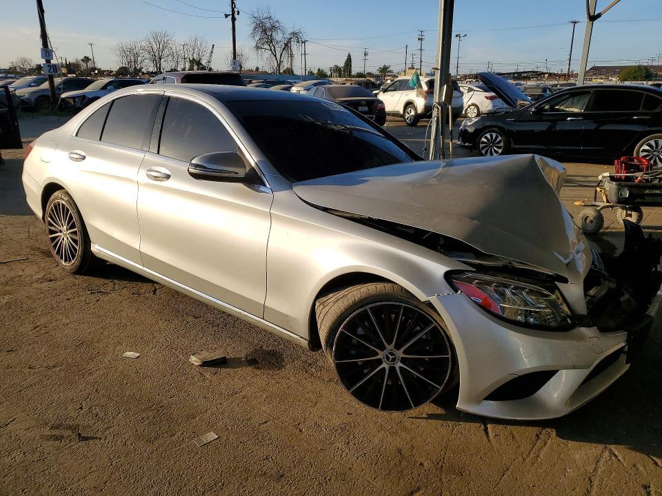 2021 Mercedes-Benz C300