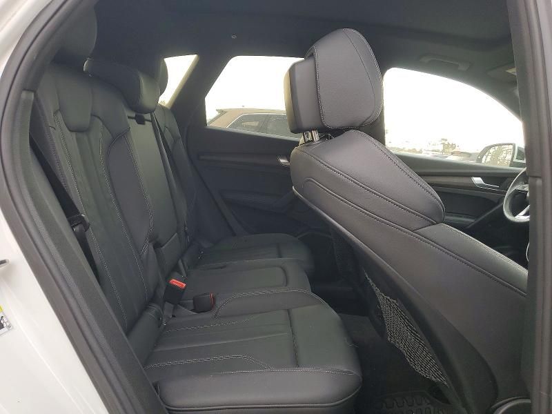 2024 Audi Q5 e Premium Plus 55