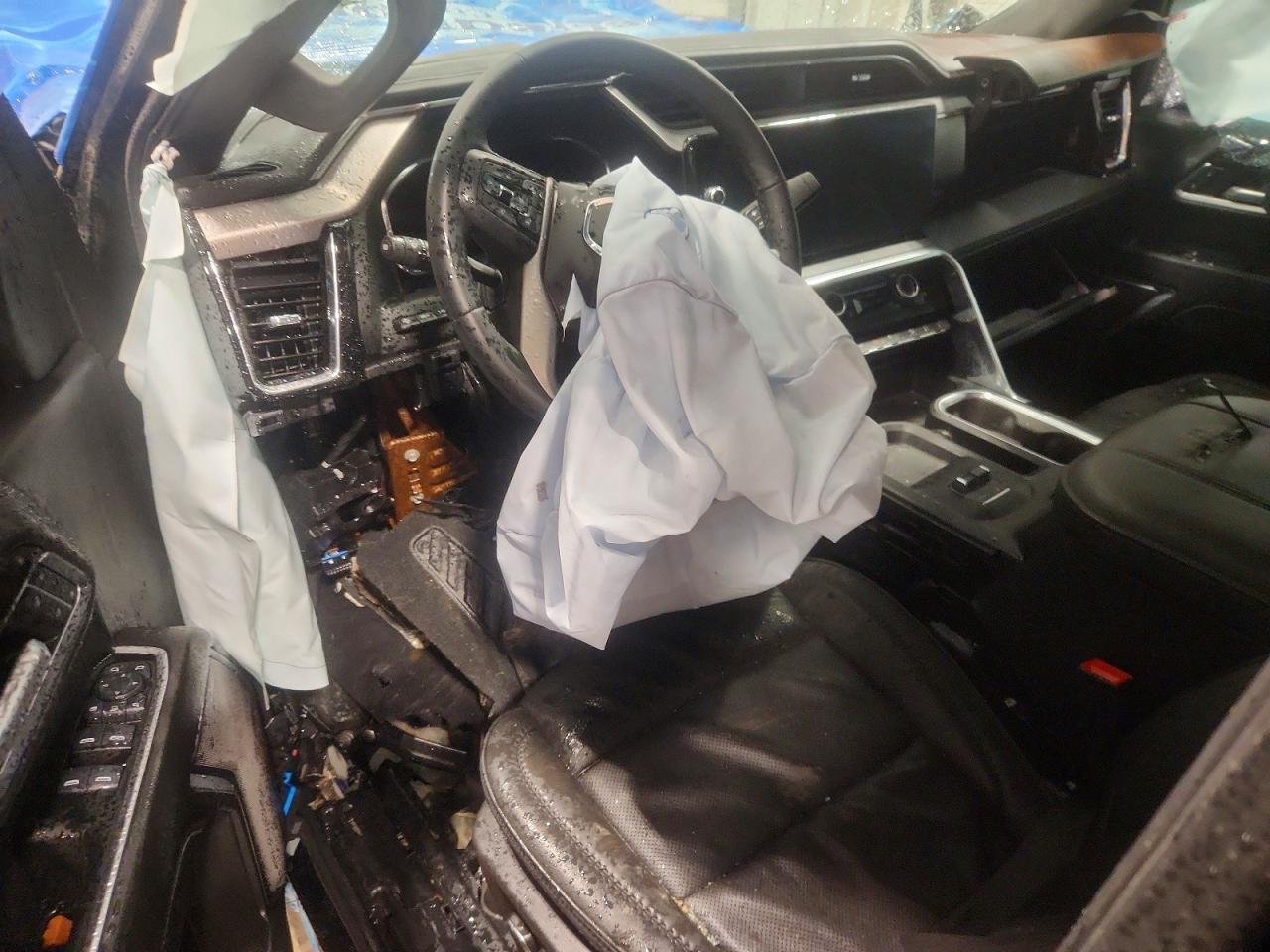 2024 GMC Sierra K2500 Denali