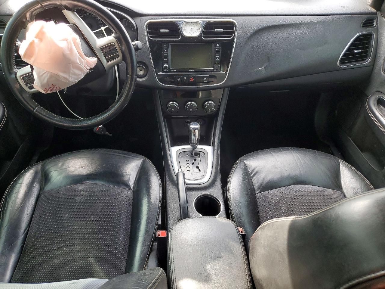 2014 Chrysler 200 Limited