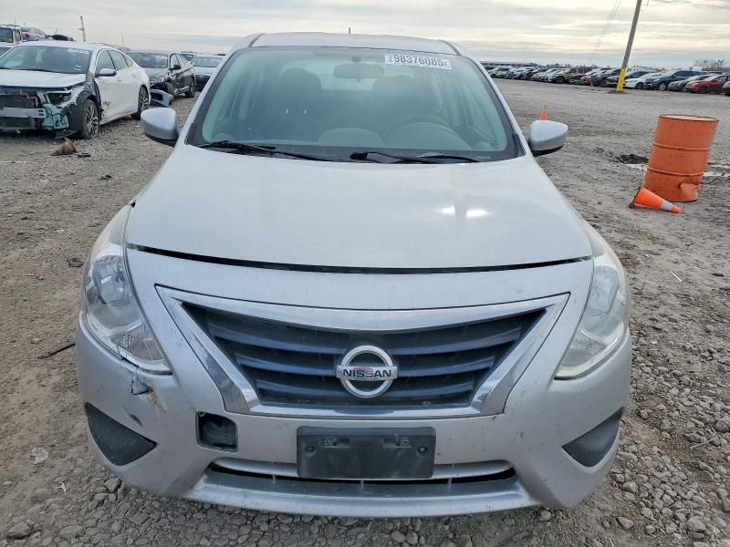 2019 Nissan Versa s