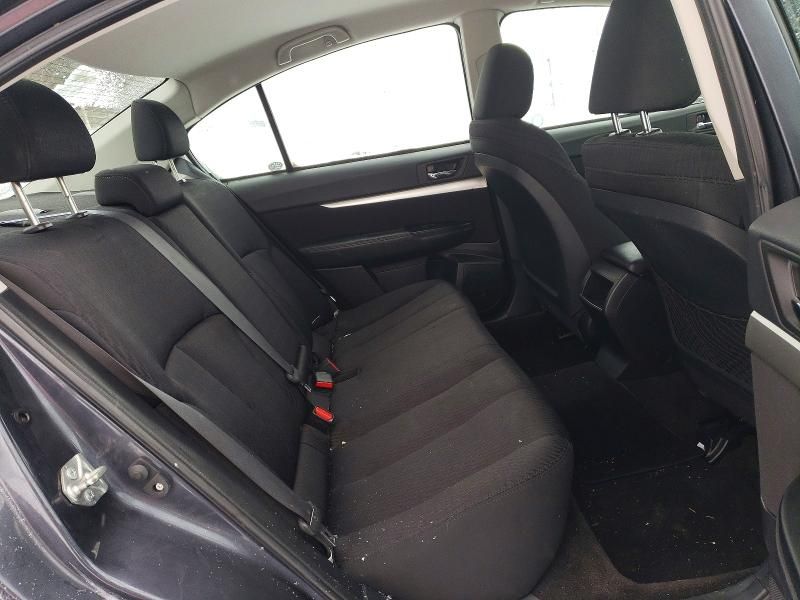 2010 Subaru Legacy 2.5i