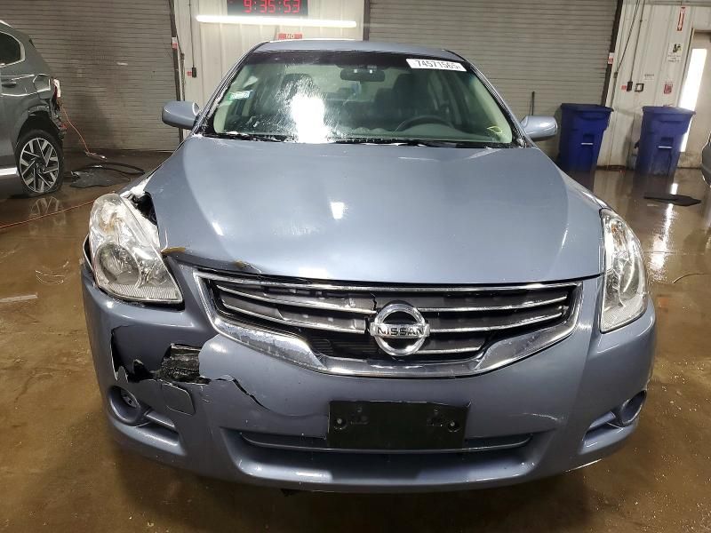 2011 Nissan Altima Base