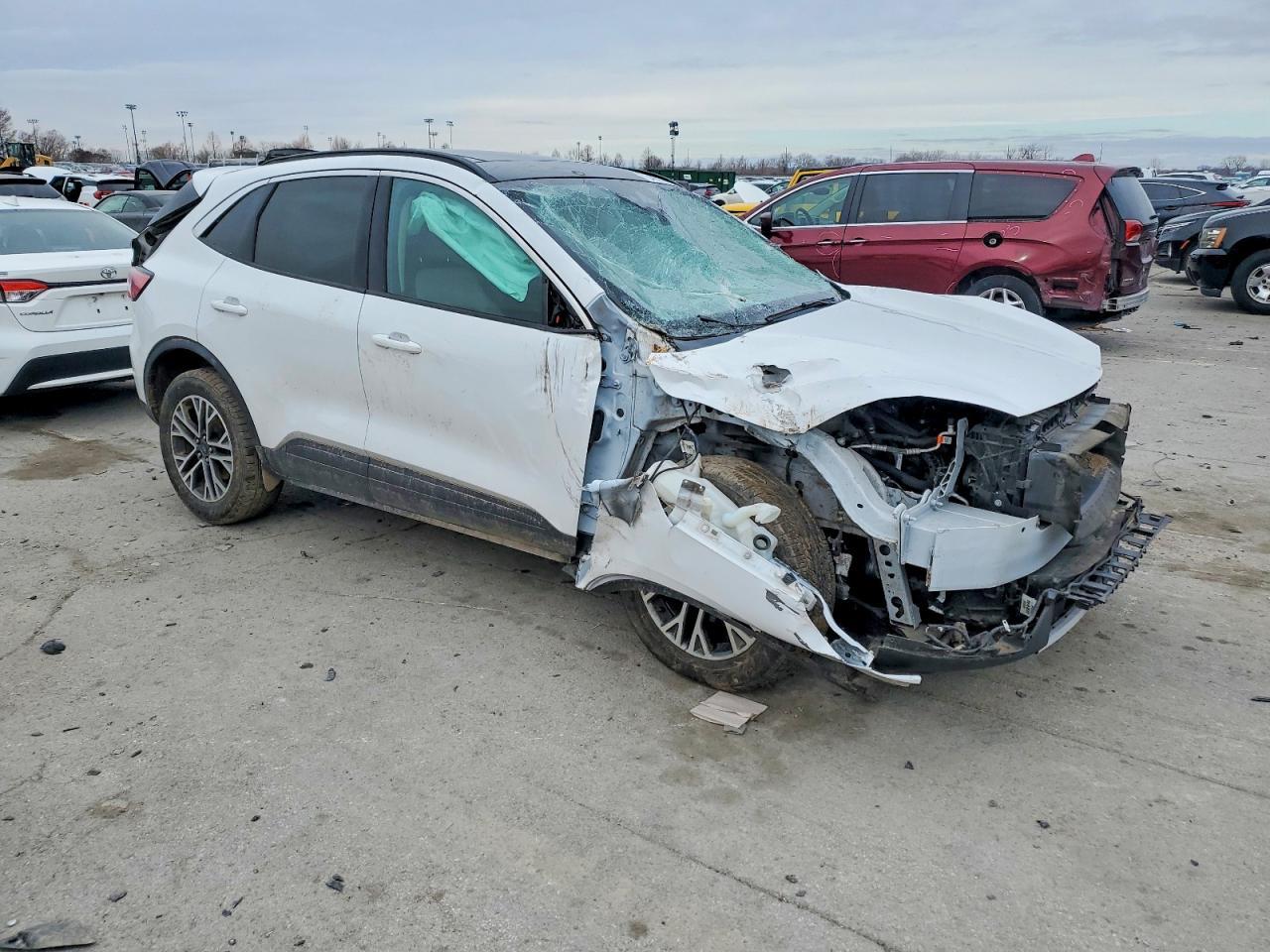 2020 Ford Escape sel