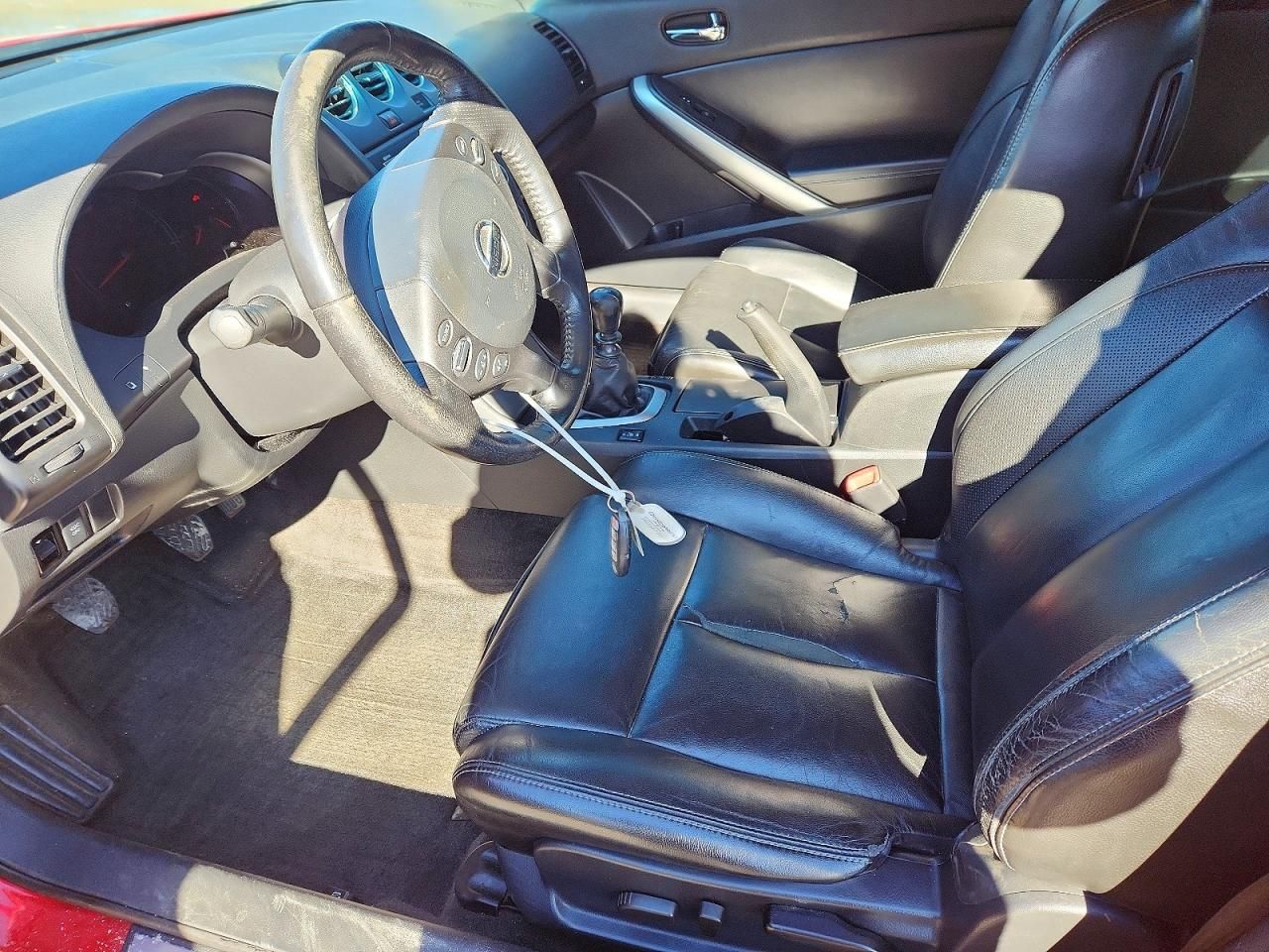 2010 Nissan Altima sr