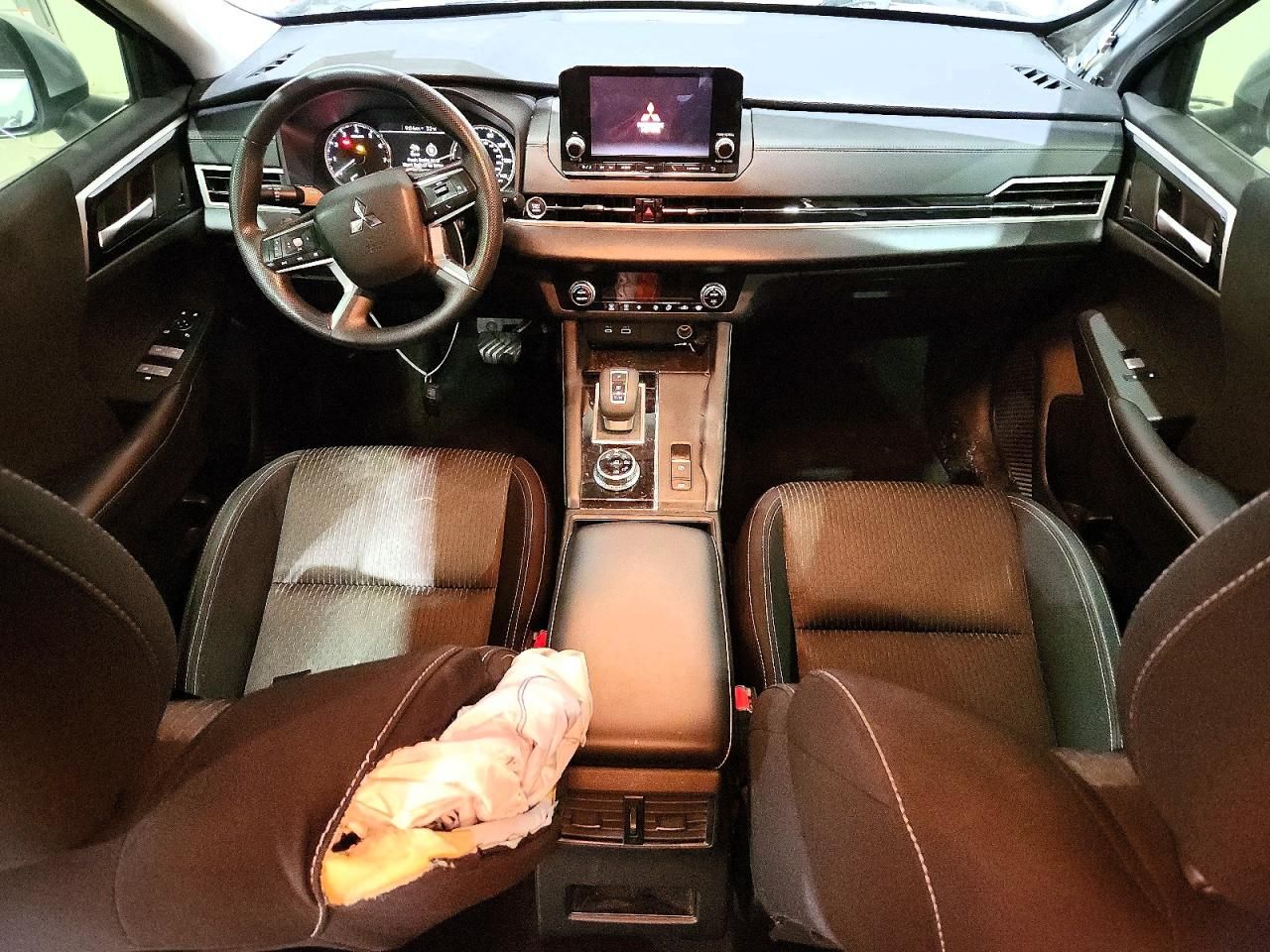 2022 Mitsubishi Outlander es