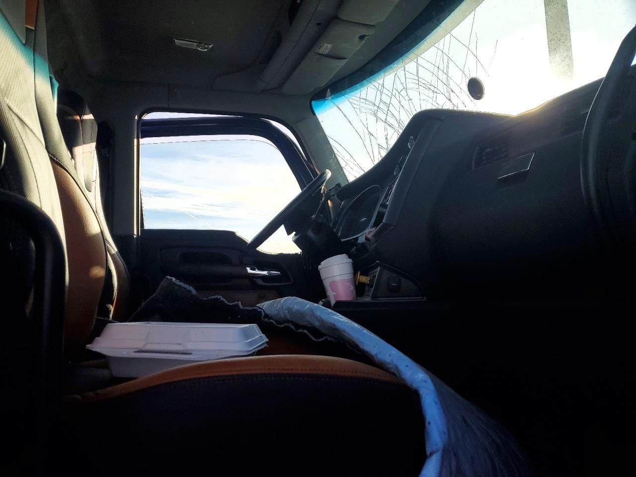 2024 Kenworth W990 Semi Truck