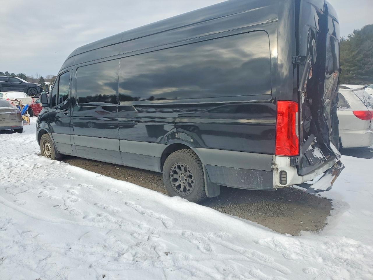 2021 Mercedes-Benz Sprinter 2500 Delivery Van