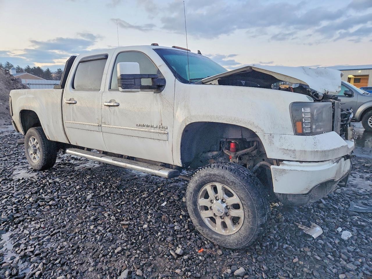 2011 GMC Sierra K3500 Denali