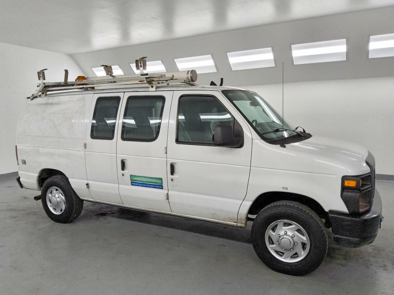 2010 Ford Econoline E250 Van