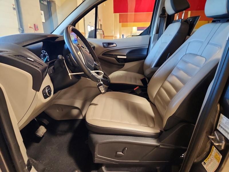 2022 Ford Transit Connect Titanium