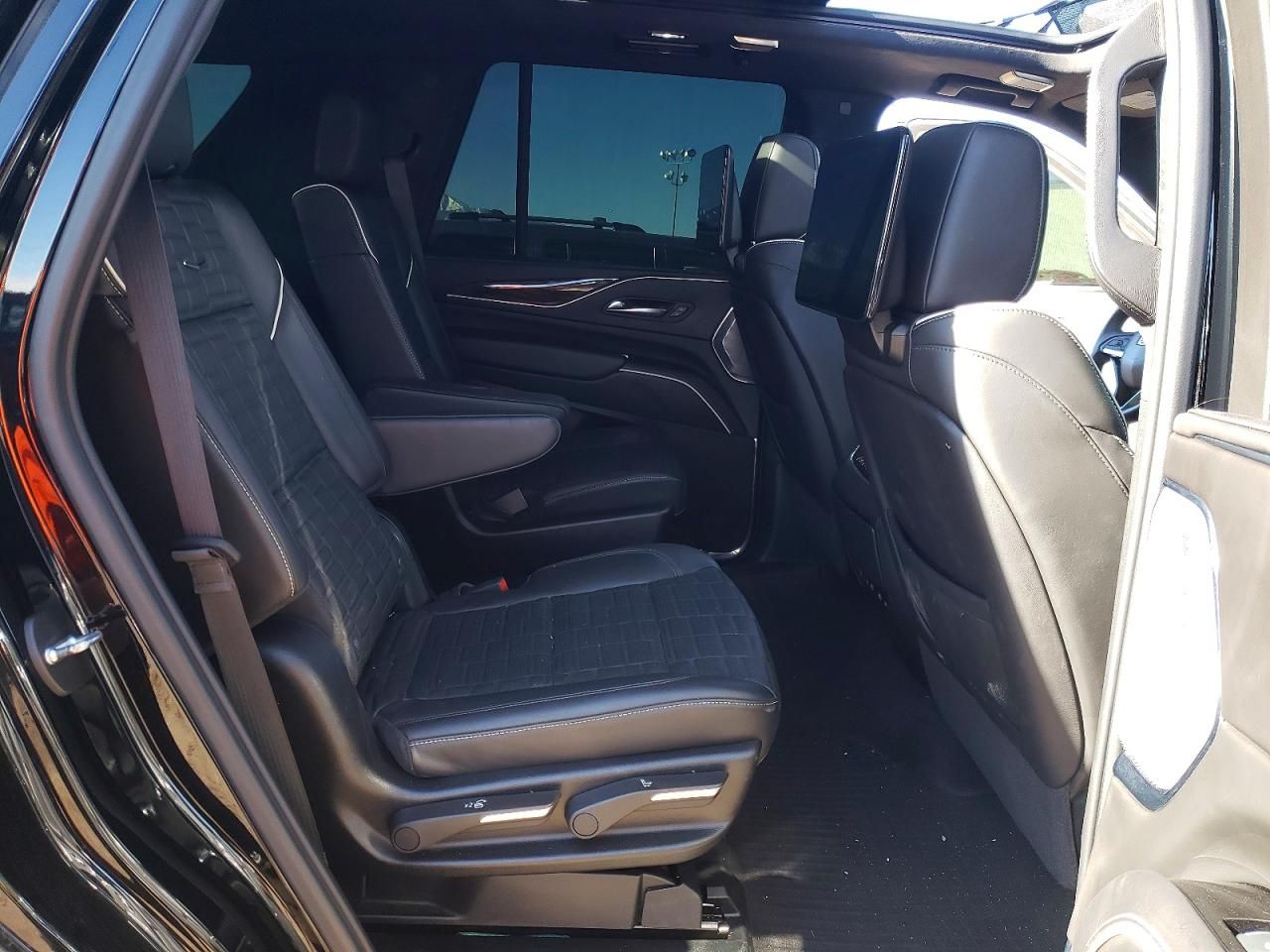 2024 Cadillac Escalade Sport Platinum