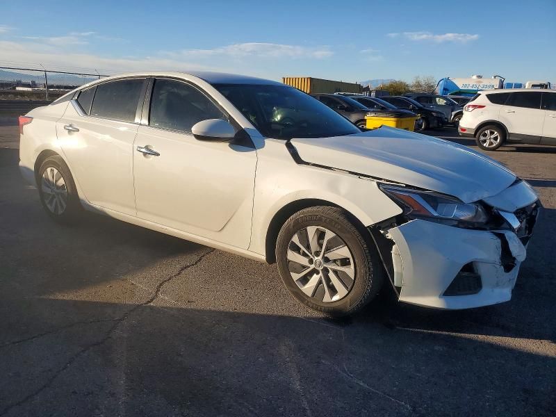 2020 Nissan Altima s