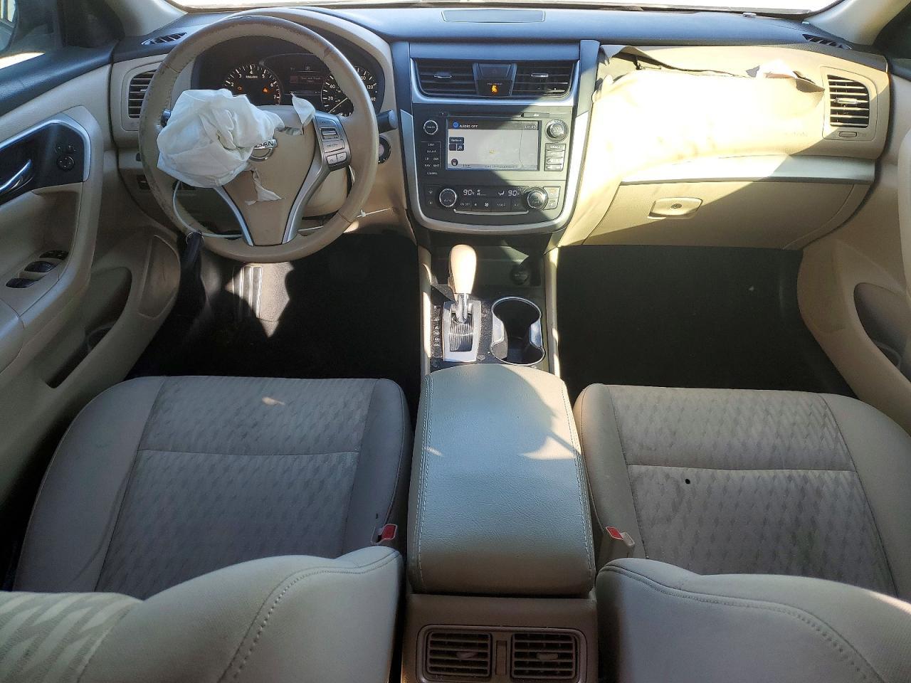 2016 Nissan Altima 2.5 sv