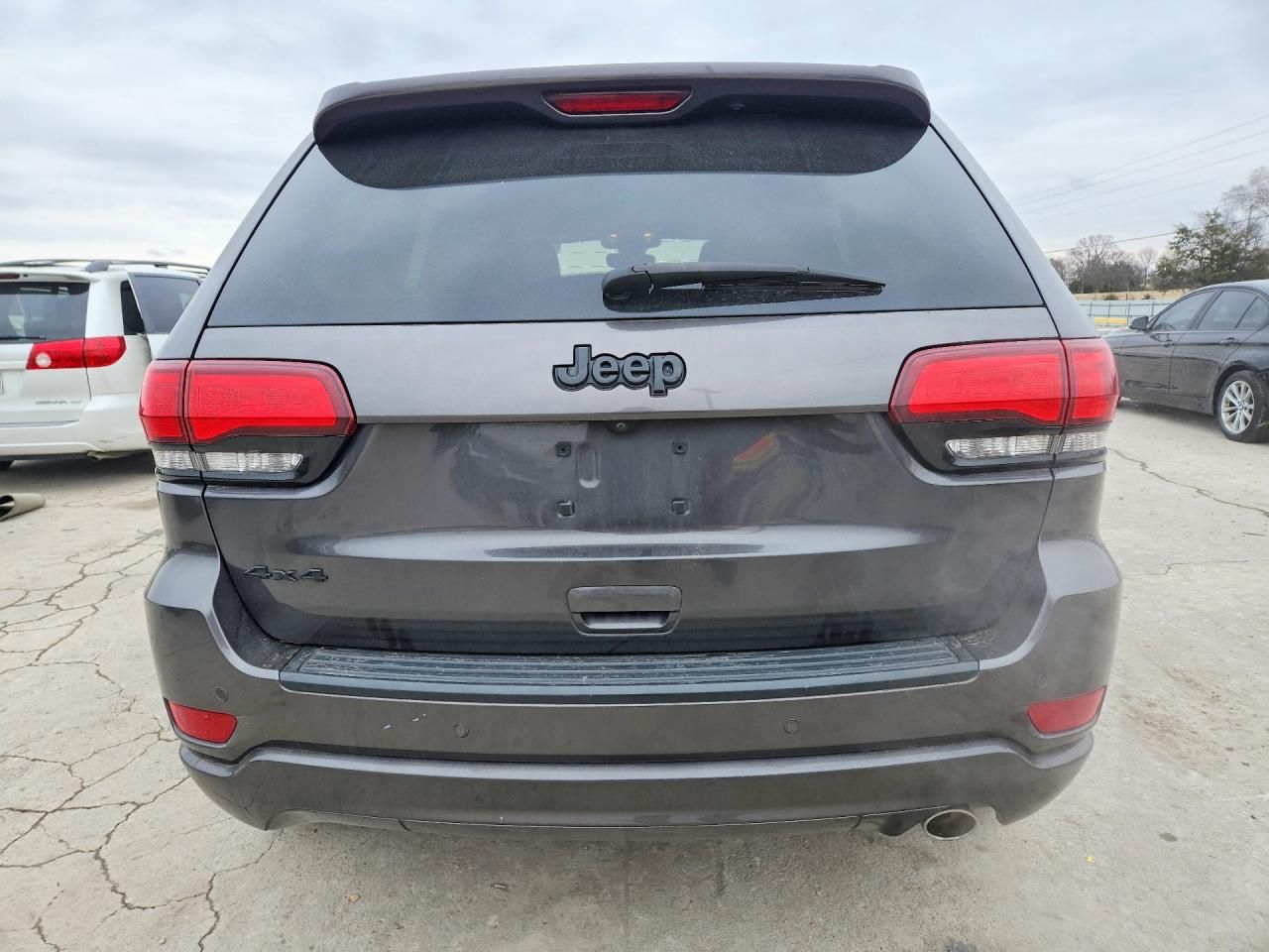 2019 Jeep Grand Cherokee Laredo