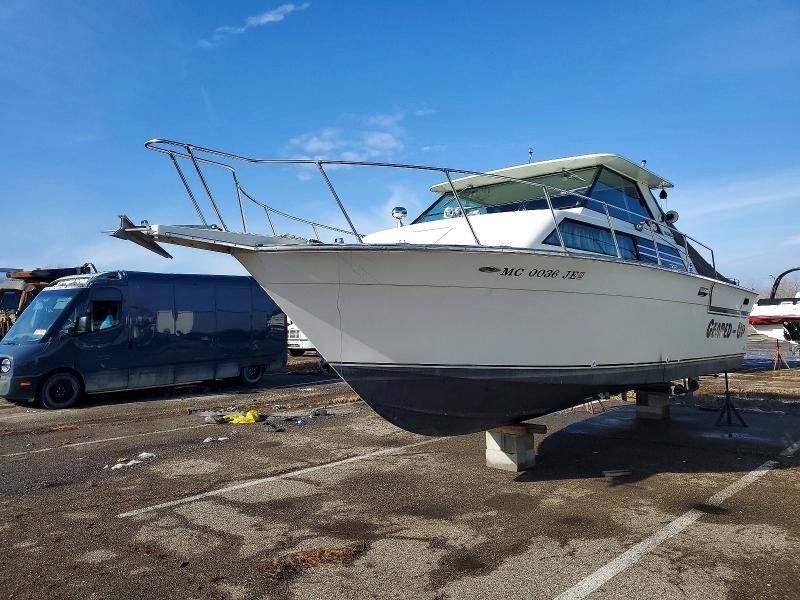 1971 Slickcraft Boat-Boat