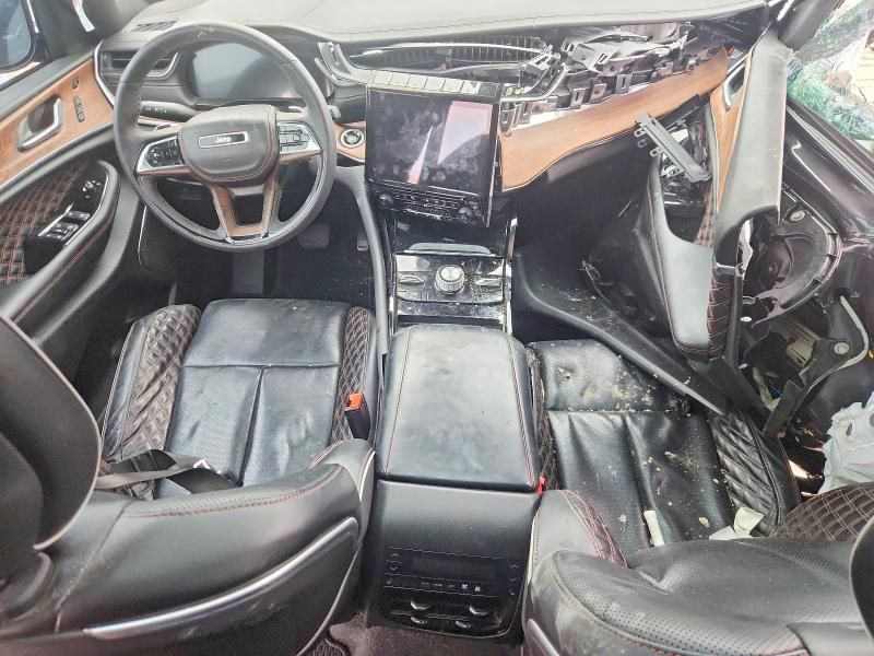 2022 Jeep Grand Cherokee Summit