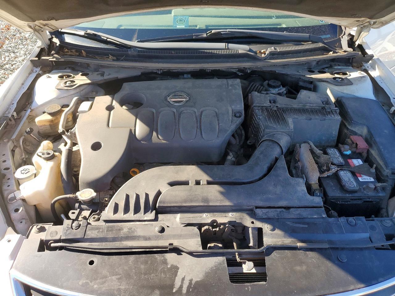 2010 Nissan Altima Base