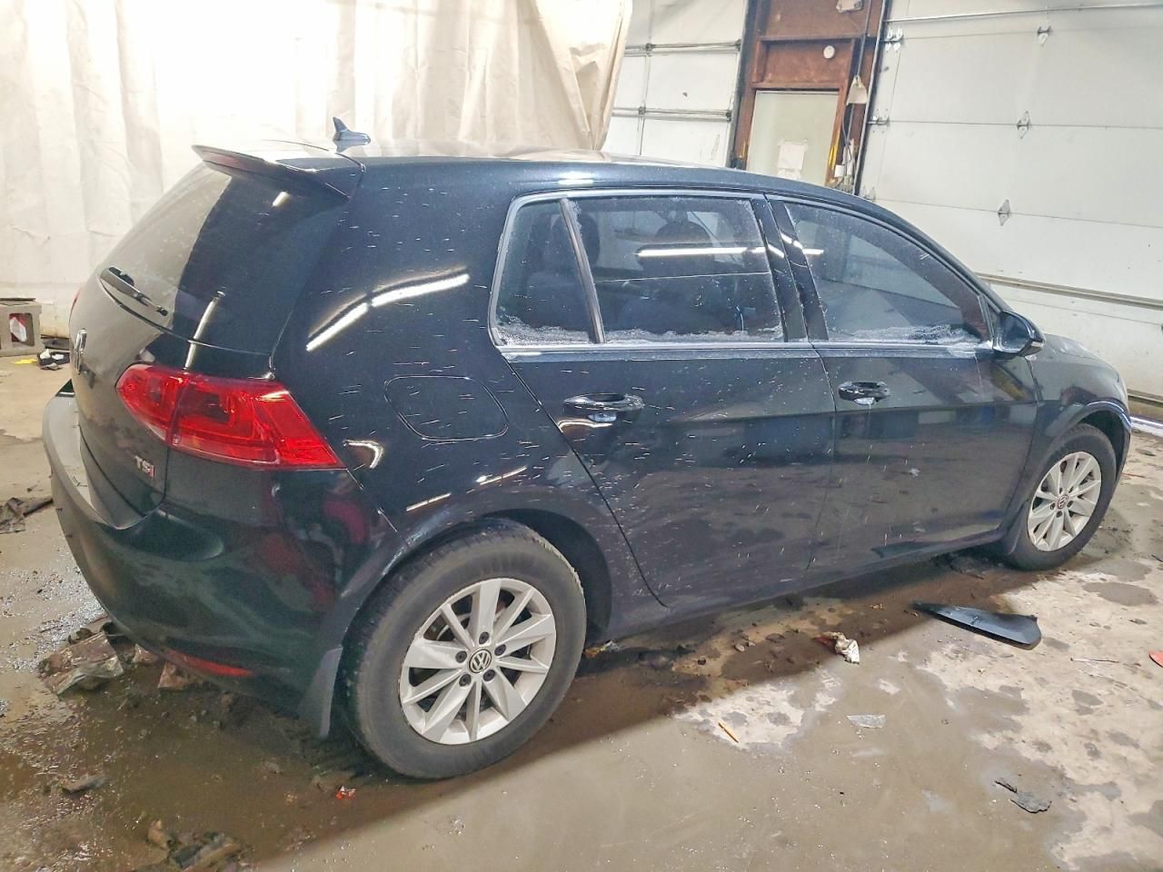 2016 Volkswagen Golf s