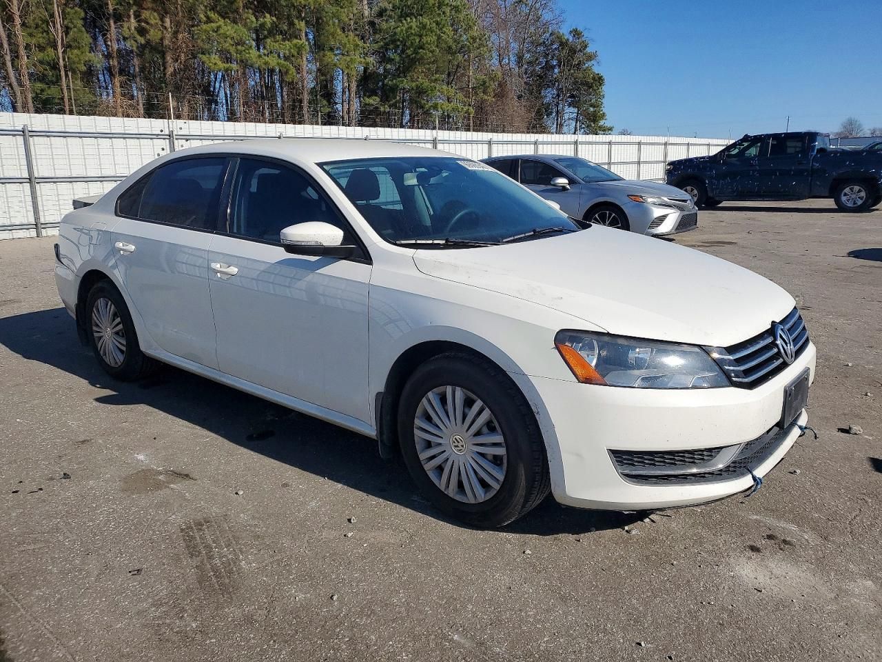2014 Volkswagen Passat s