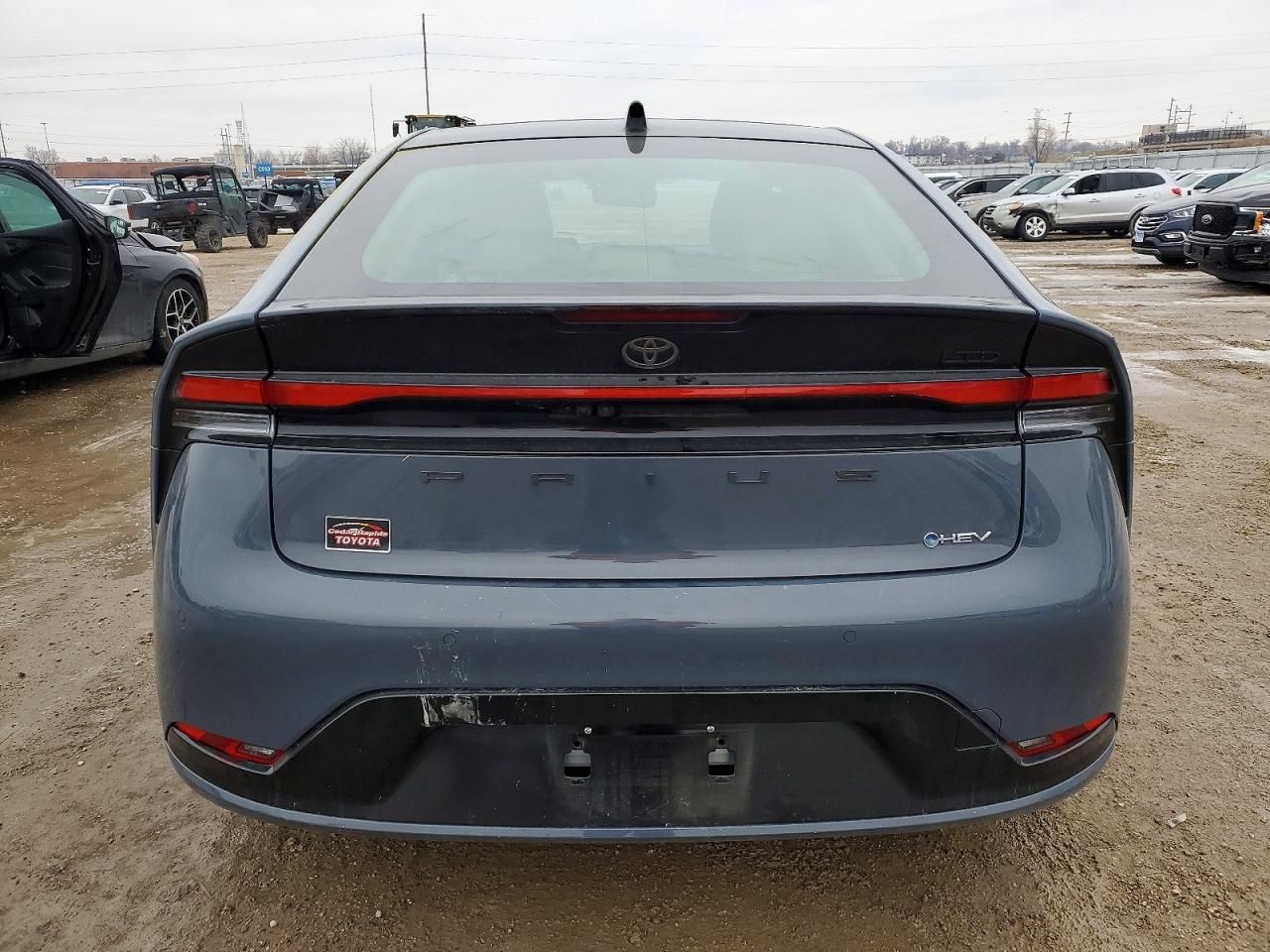 2025 Toyota Prius le