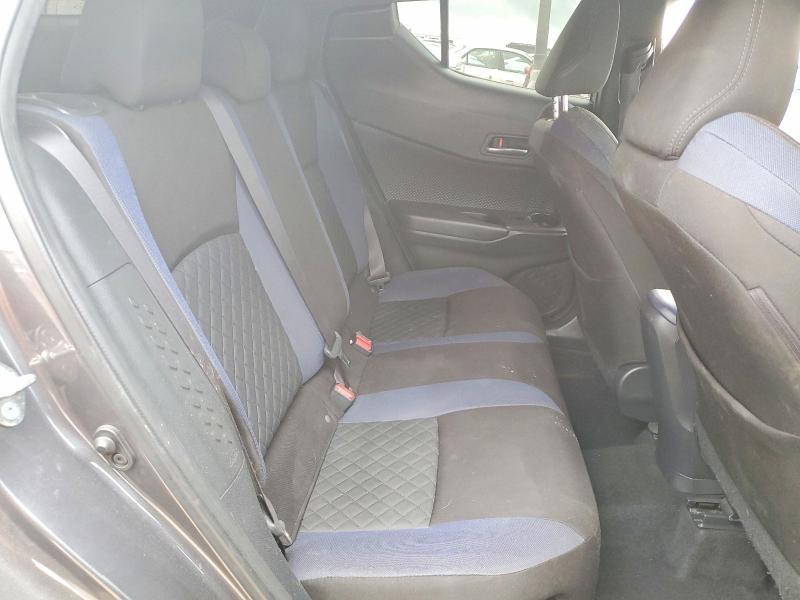 2020 Toyota C-hr xle