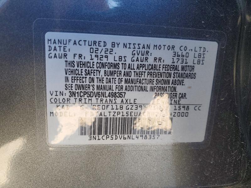 2022 Nissan Kicks sr