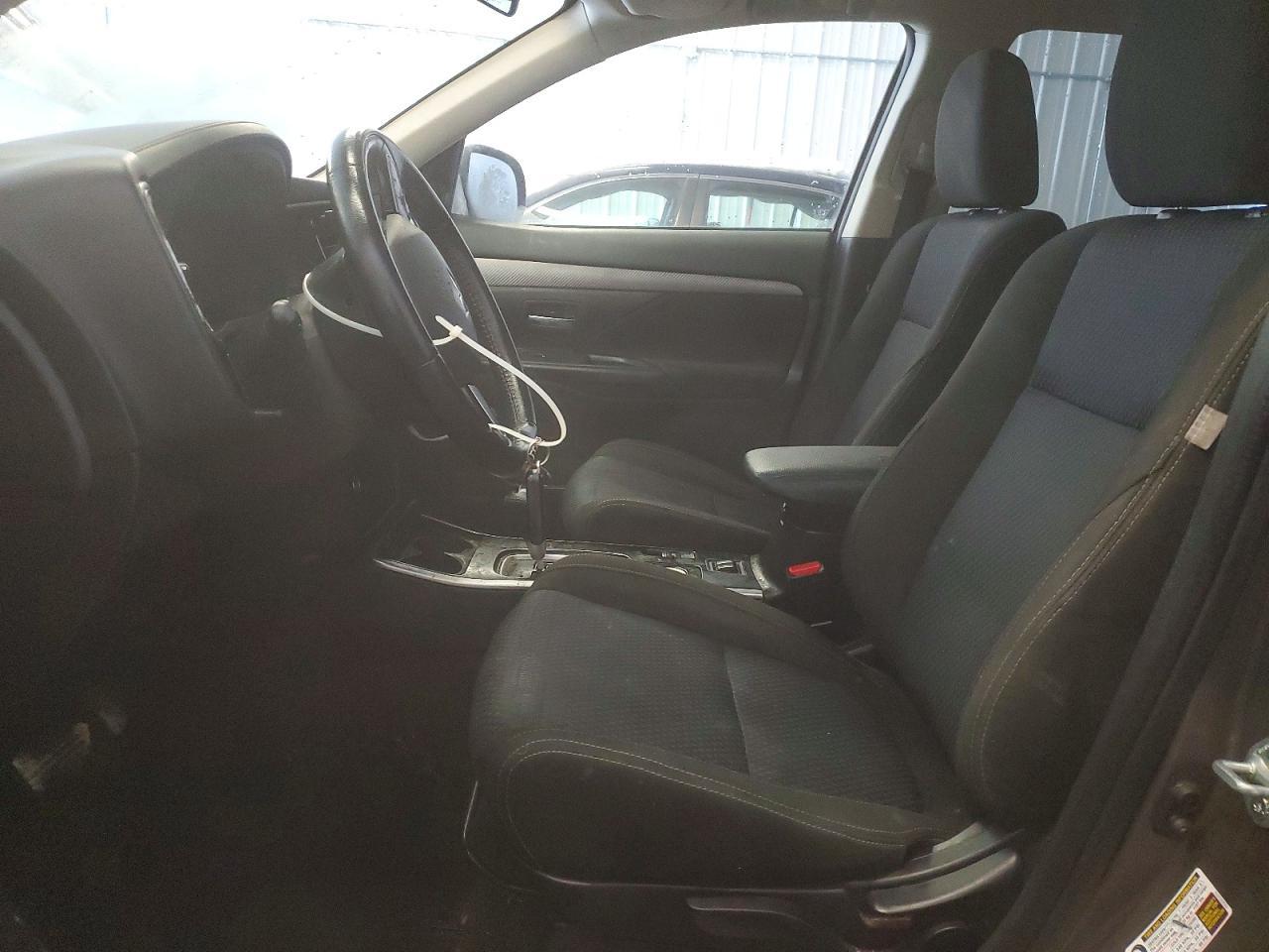 2018 Mitsubishi Outlander se