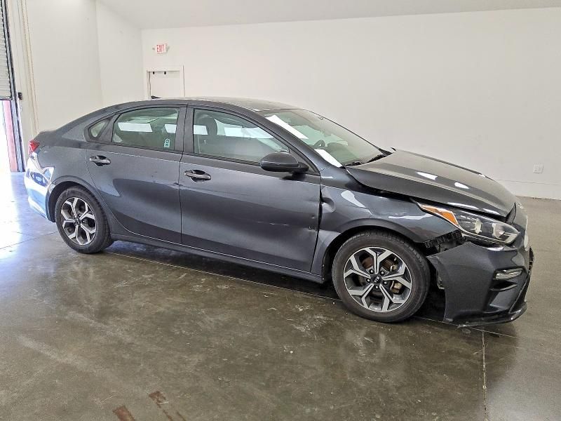 2021 KIA Forte fe