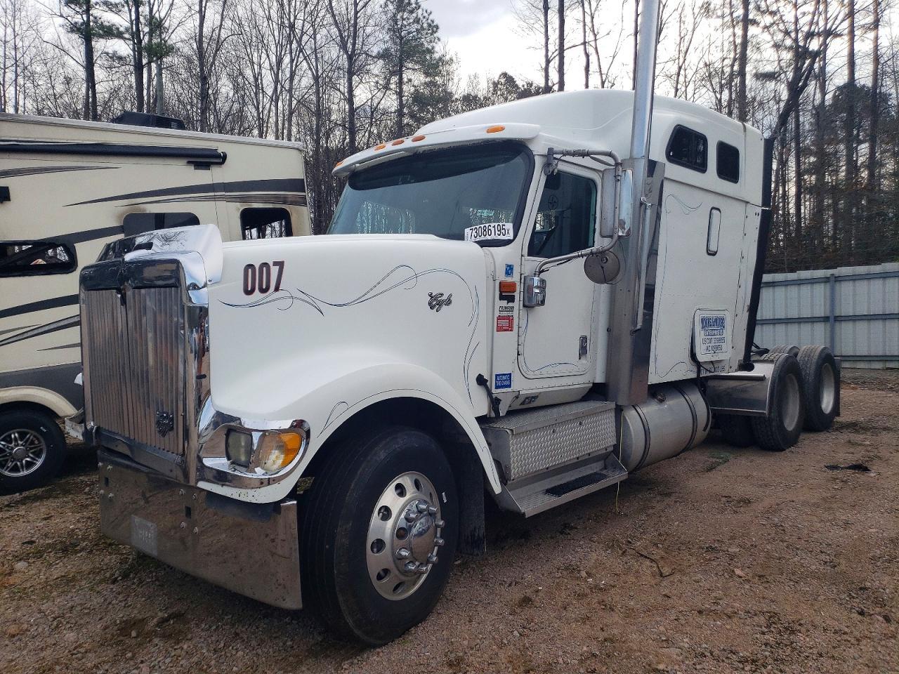 2001 International 9900 9900I