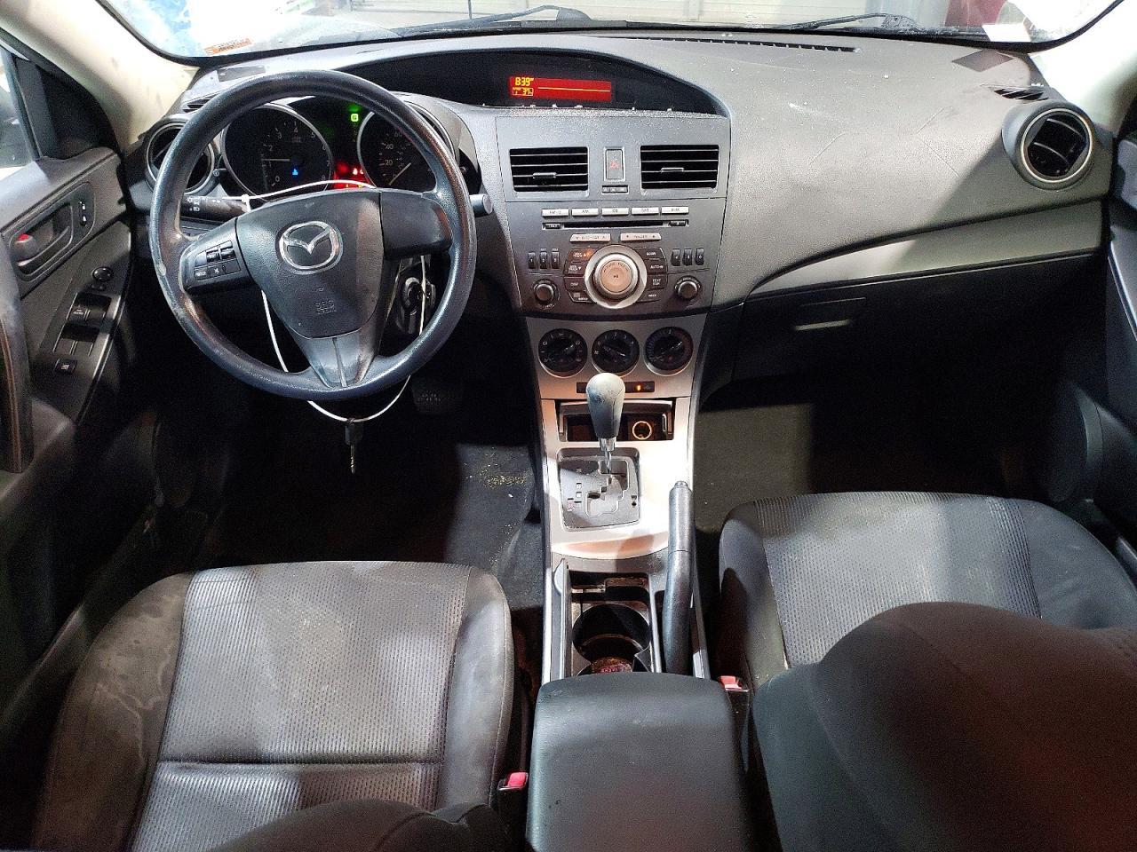 2011 Mazda 3 I