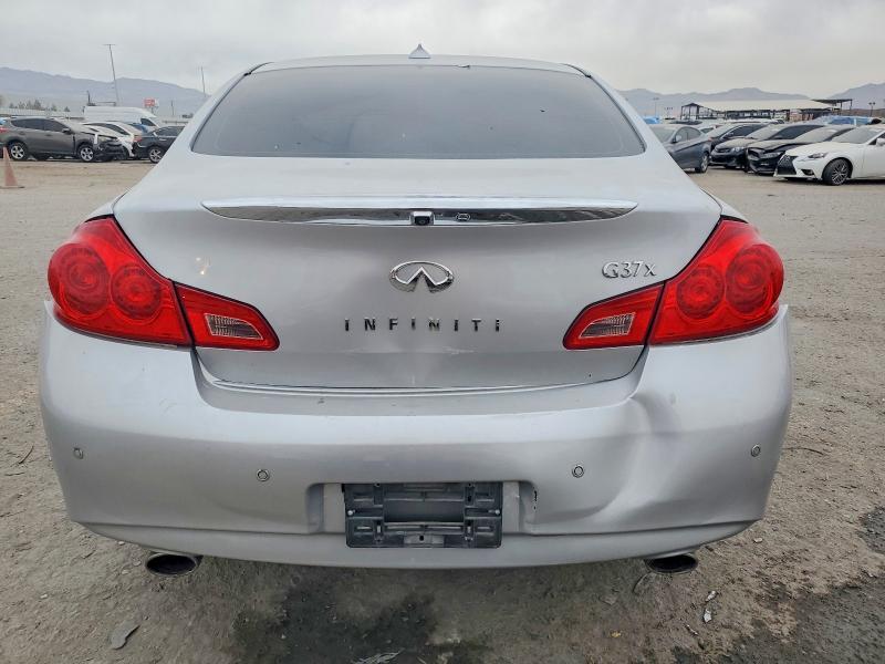 2013 Infiniti G37