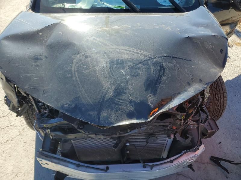 2022 Toyota C-hr xle