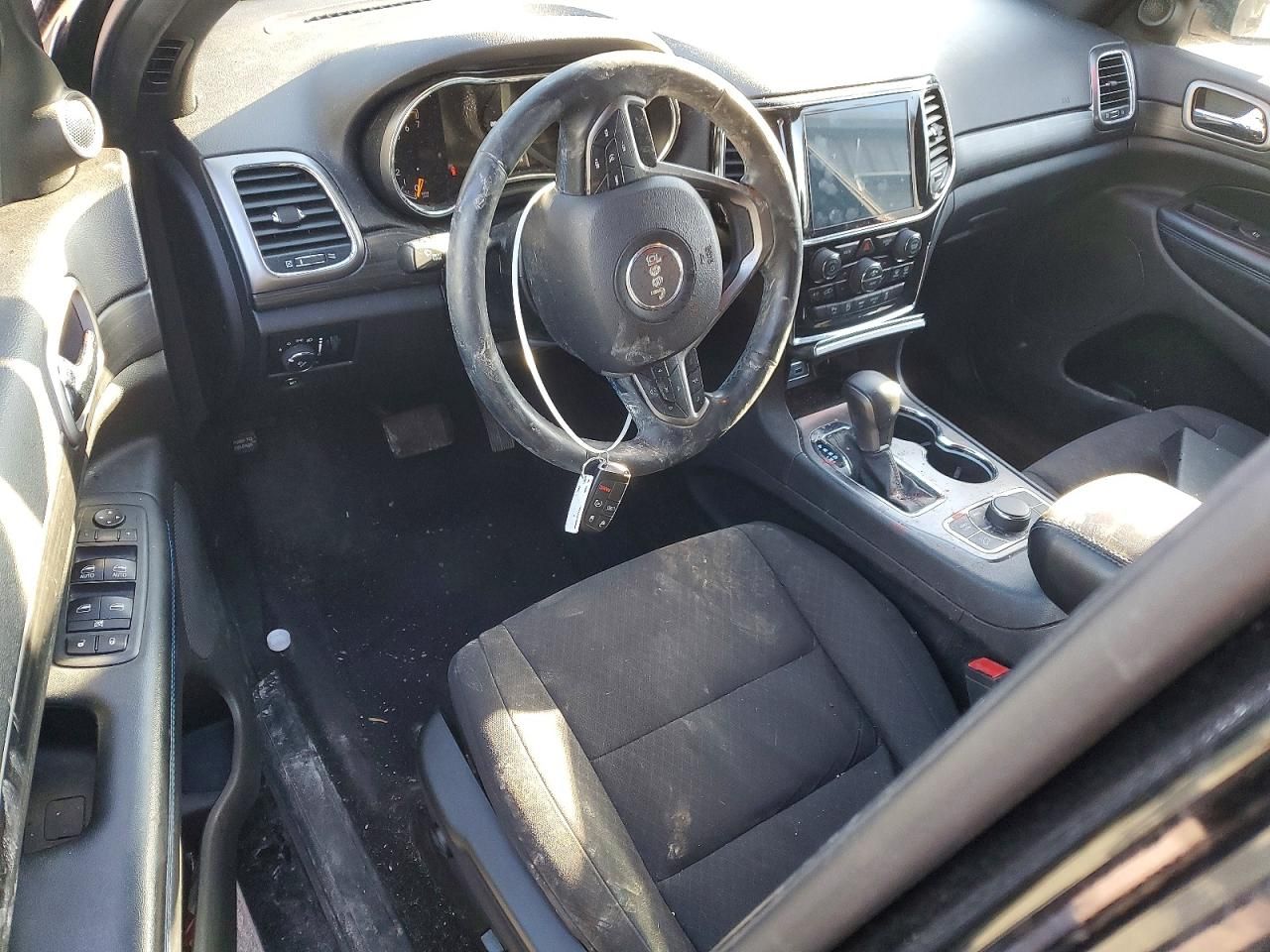 2019 Jeep Grand Cherokee Laredo