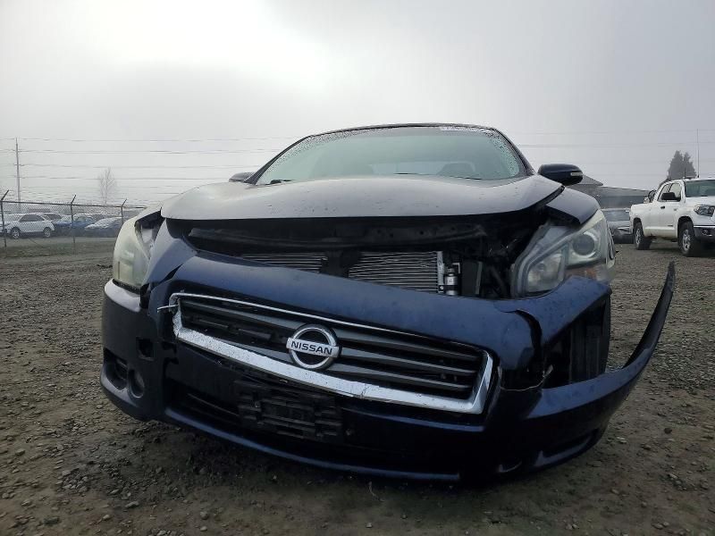 2012 Nissan Maxima s
