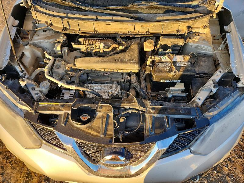 2015 Niss Rogue sv