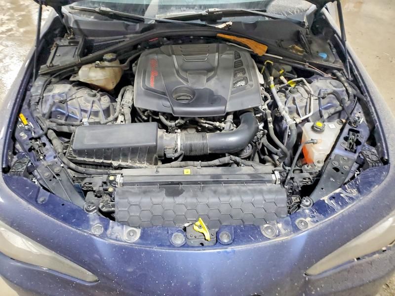 2018 Alfa Romeo Giulia ti Q4