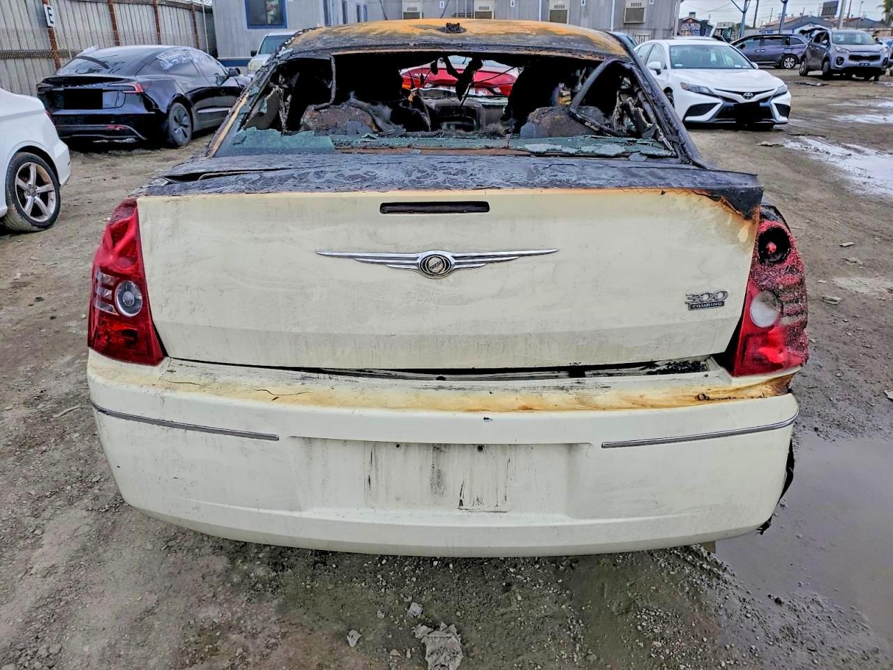 2010 Chrysler 300