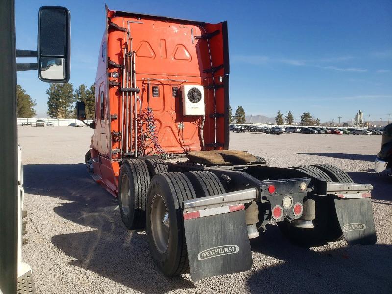 2016 Freigliner 2016 Freightliner Cascadia 125 Semi Truck