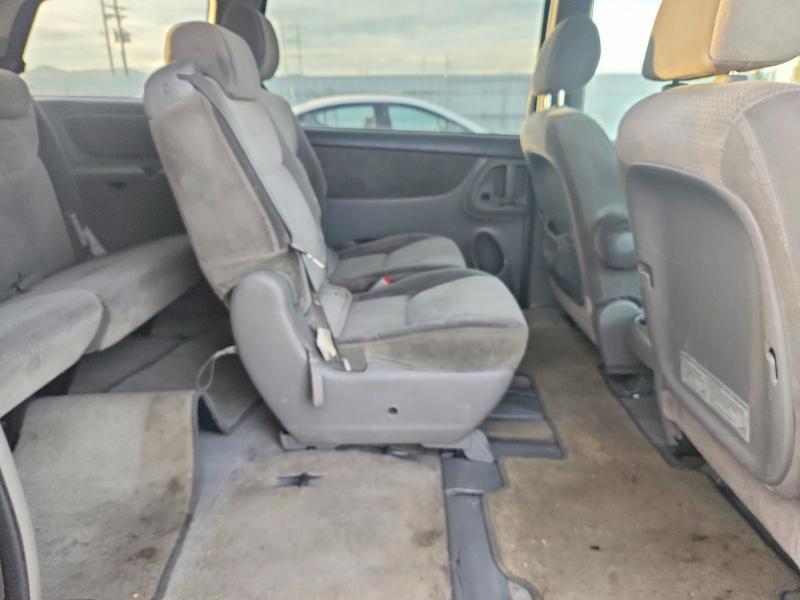 2006 Toyota Sienna ce